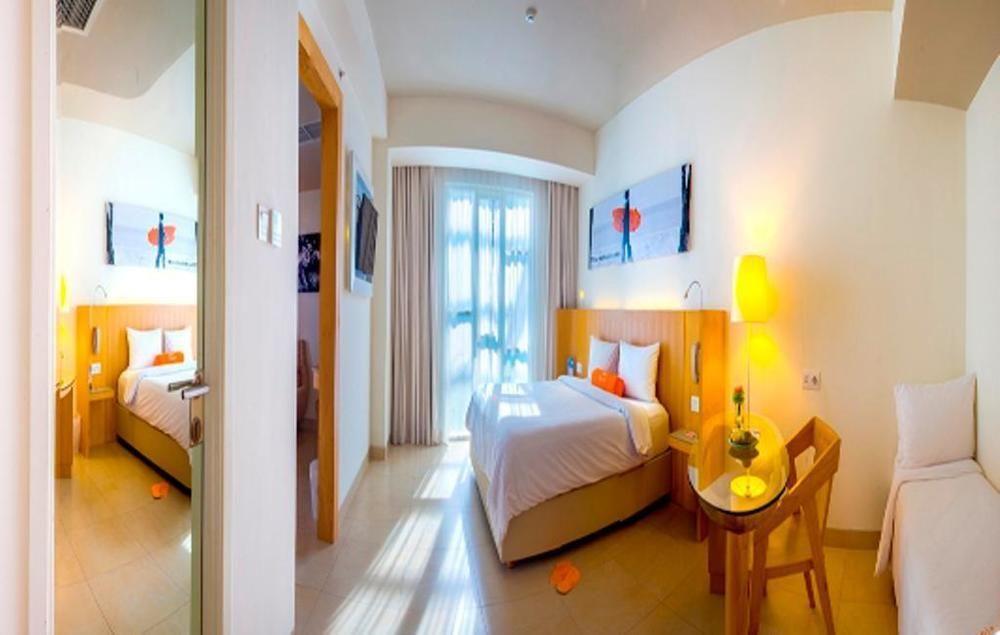 Harris Hotel Raya Kuta Lombok Eksteriør billede