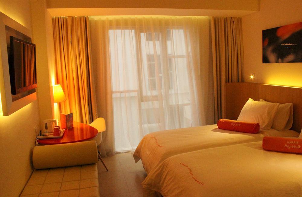 Harris Hotel Raya Kuta Lombok Eksteriør billede