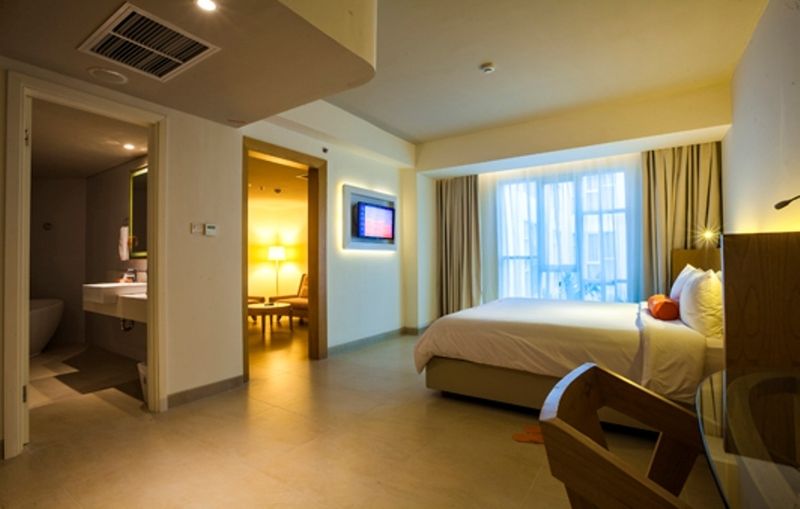 Harris Hotel Raya Kuta Lombok Eksteriør billede