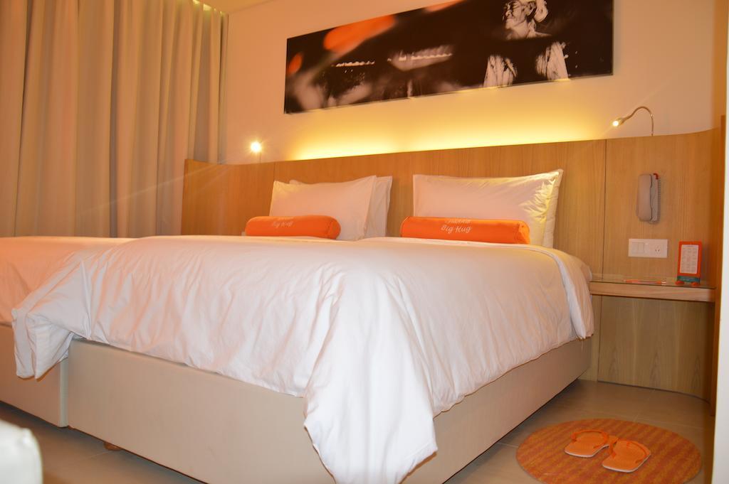 Harris Hotel Raya Kuta Lombok Værelse billede