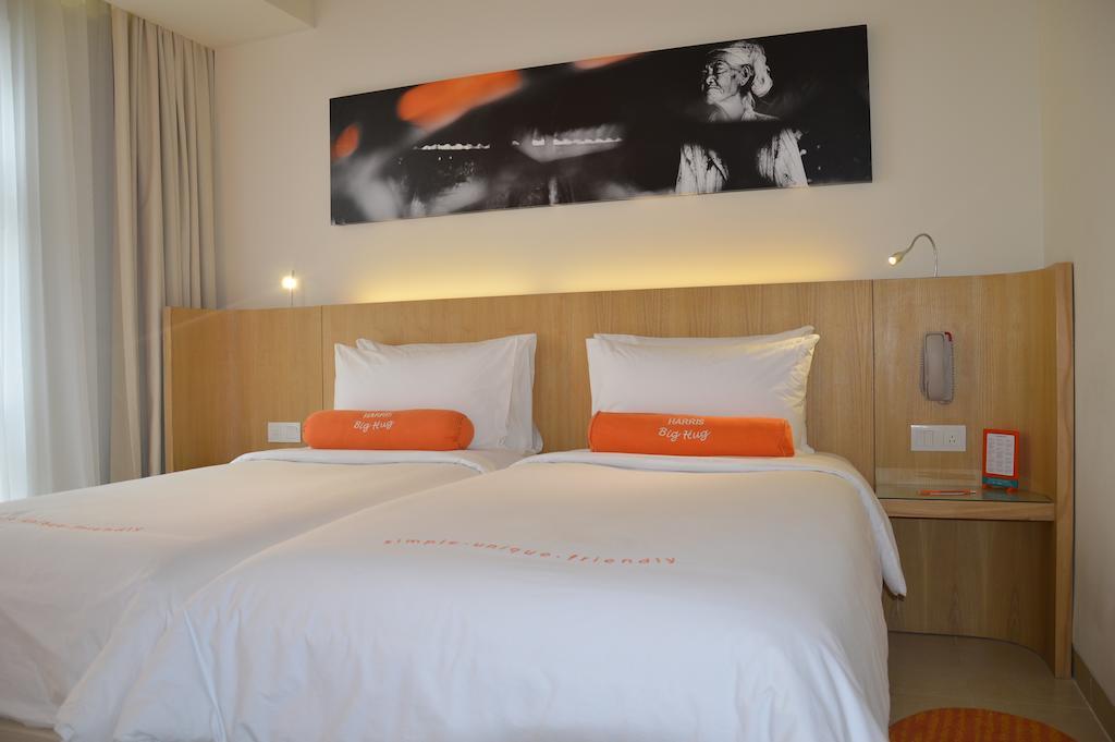 Harris Hotel Raya Kuta Lombok Eksteriør billede